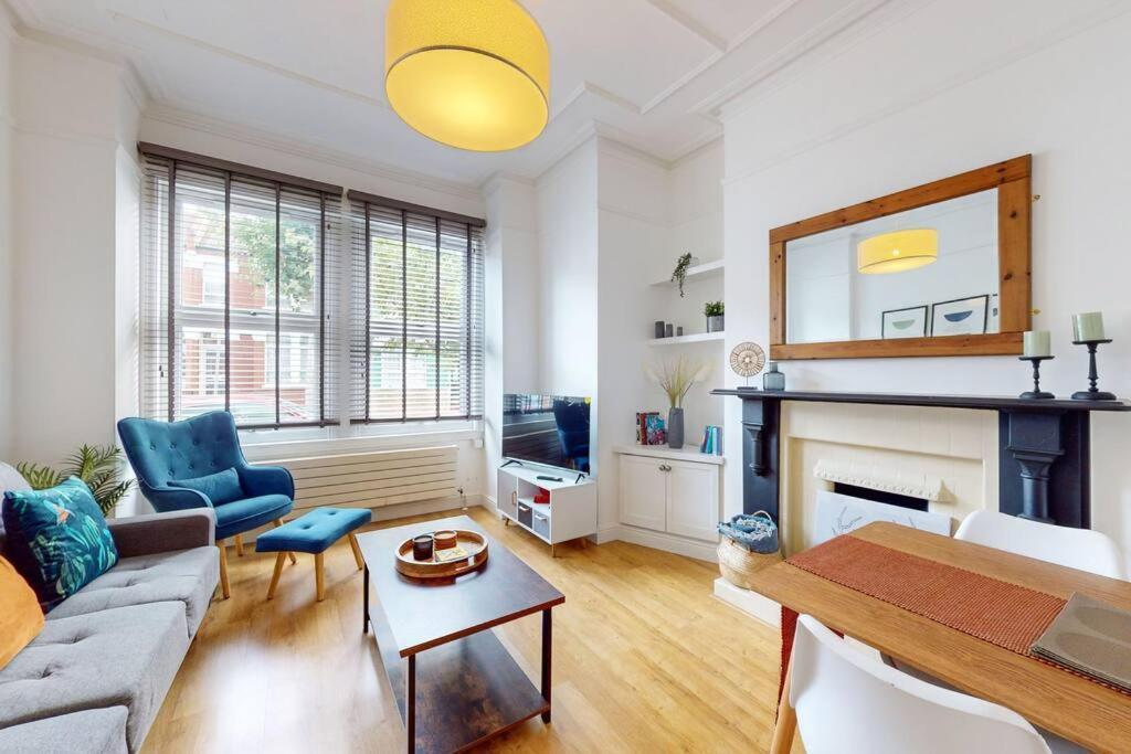 Spacious 2Bd Apartment Cricklewood London Exterior photo
